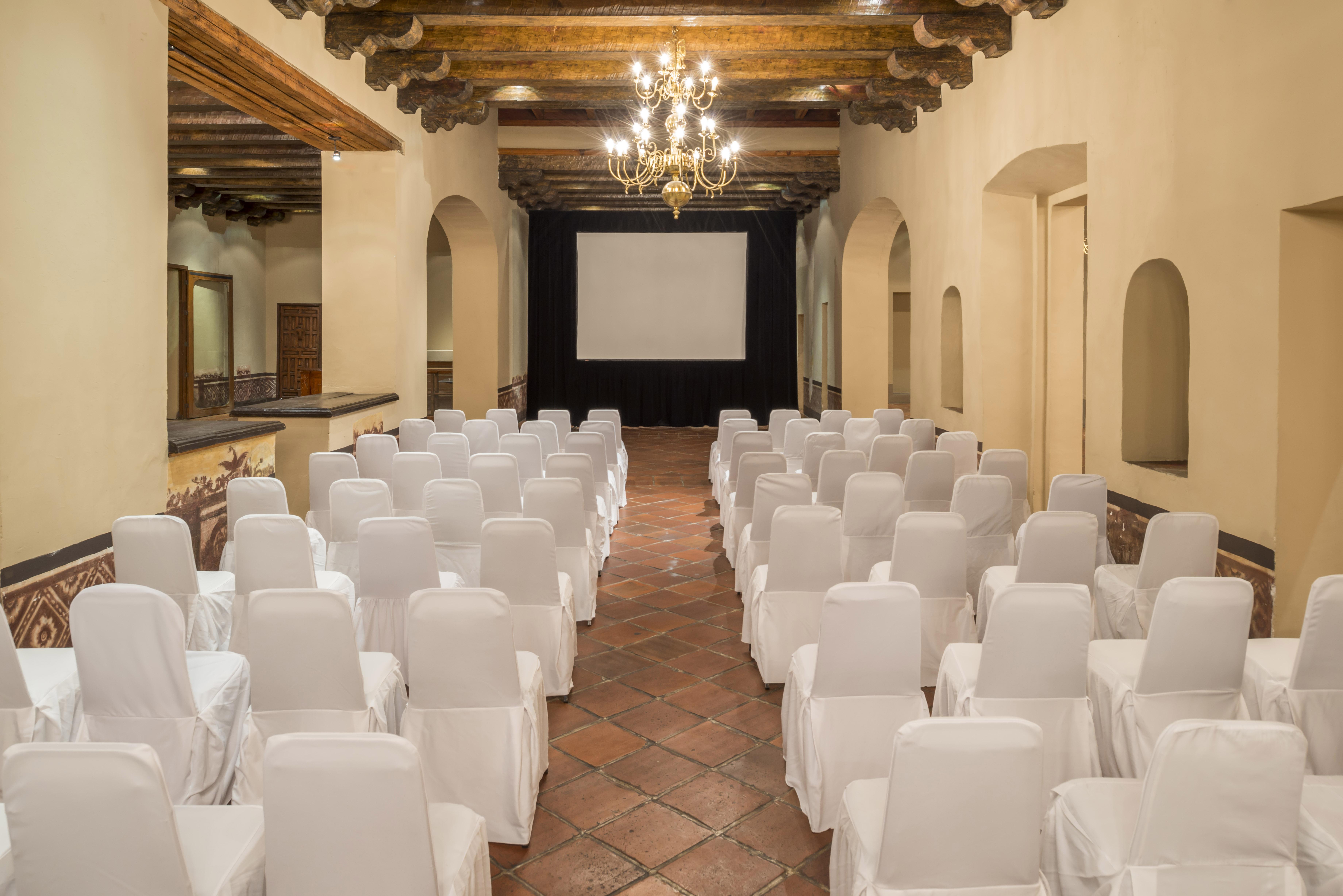 Hotel Quinta Real Puebla de Zaragoza Esterno foto The theater at the Hotel El Mesón