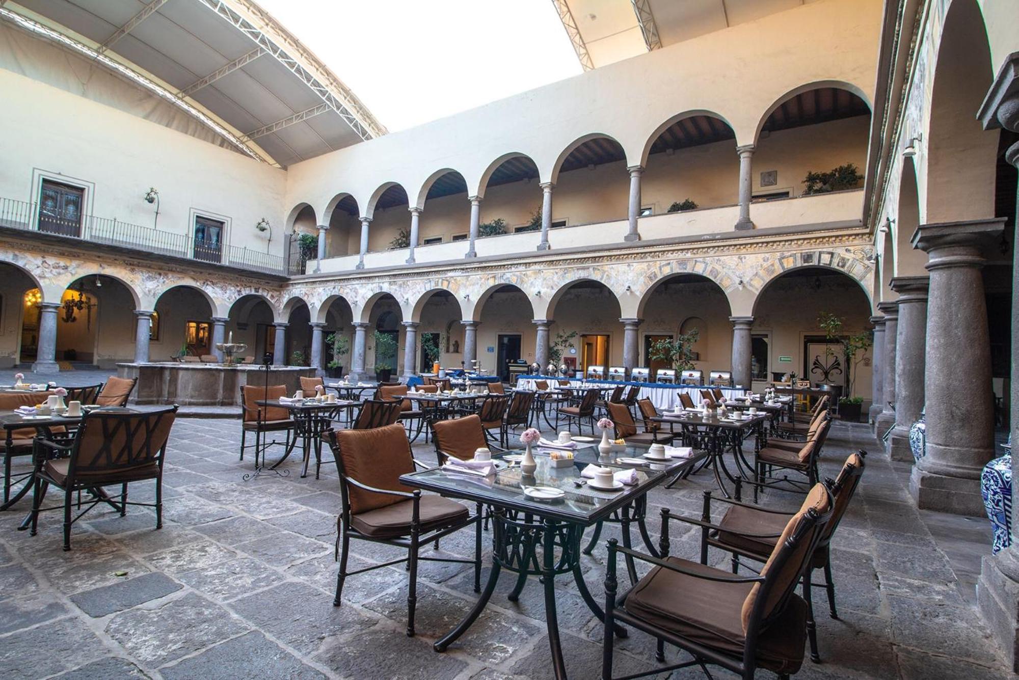 Hotel Quinta Real Puebla de Zaragoza Esterno foto Restaurant in the hotel