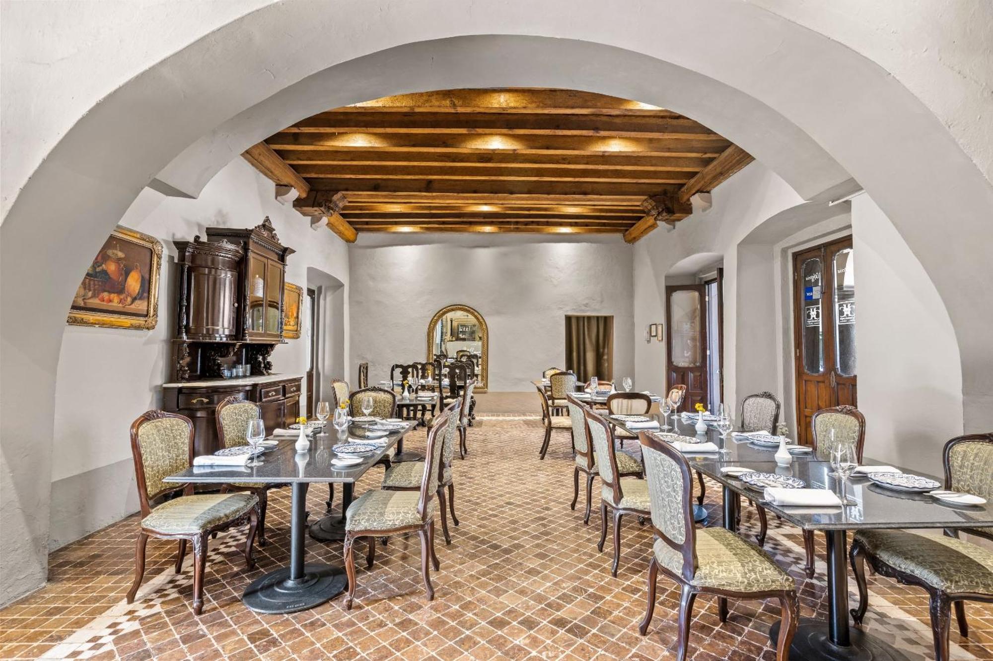 Hotel Quinta Real Puebla de Zaragoza Esterno foto Restaurant